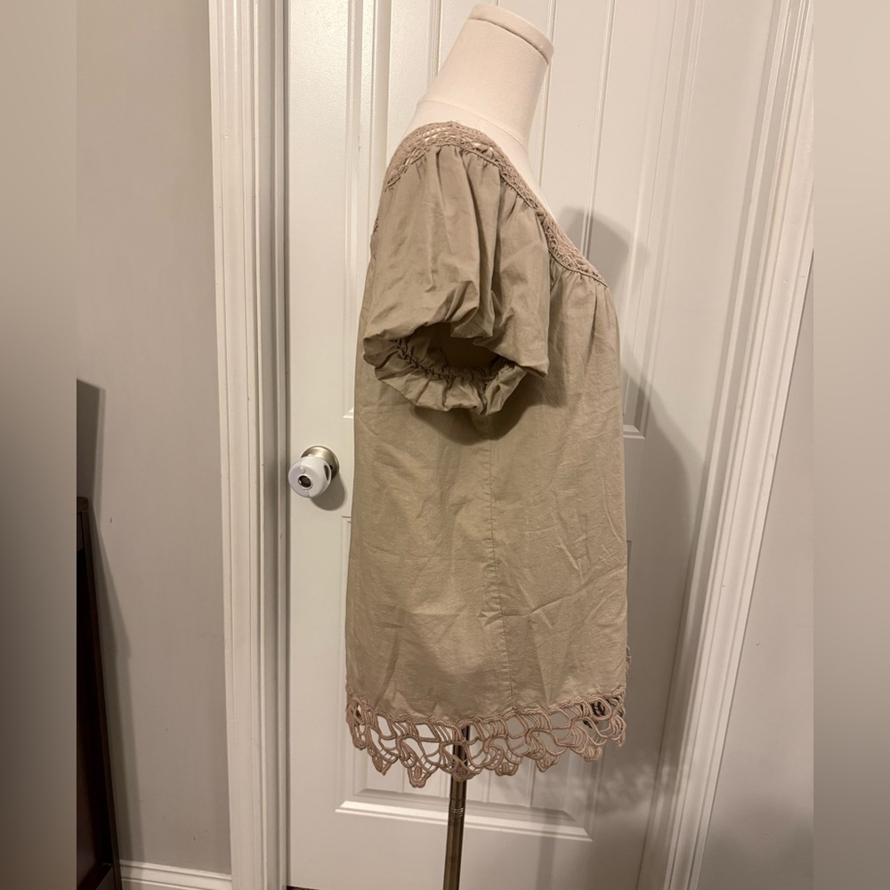 Apostrophe Beige Blouse with Lace Accents - Picture 5 of 13